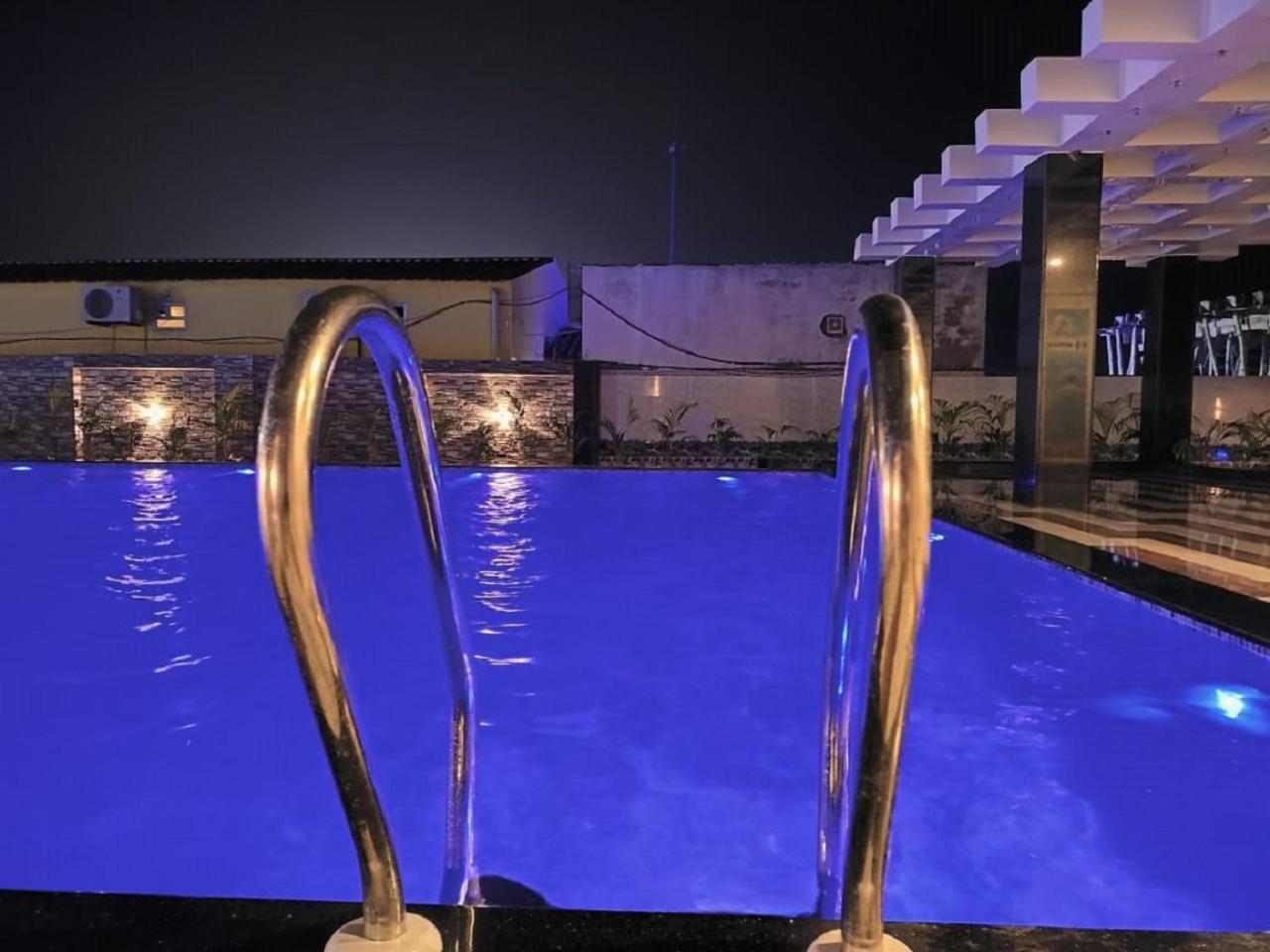 Hotel Hindusthan Inn Mandarmani Extérieur photo